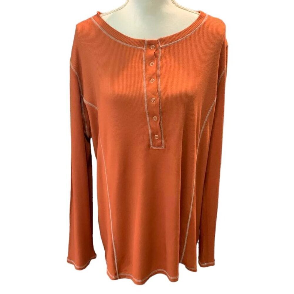 Eldridge Solid Ribbed Rust Brown Top with Snap Button NWOT